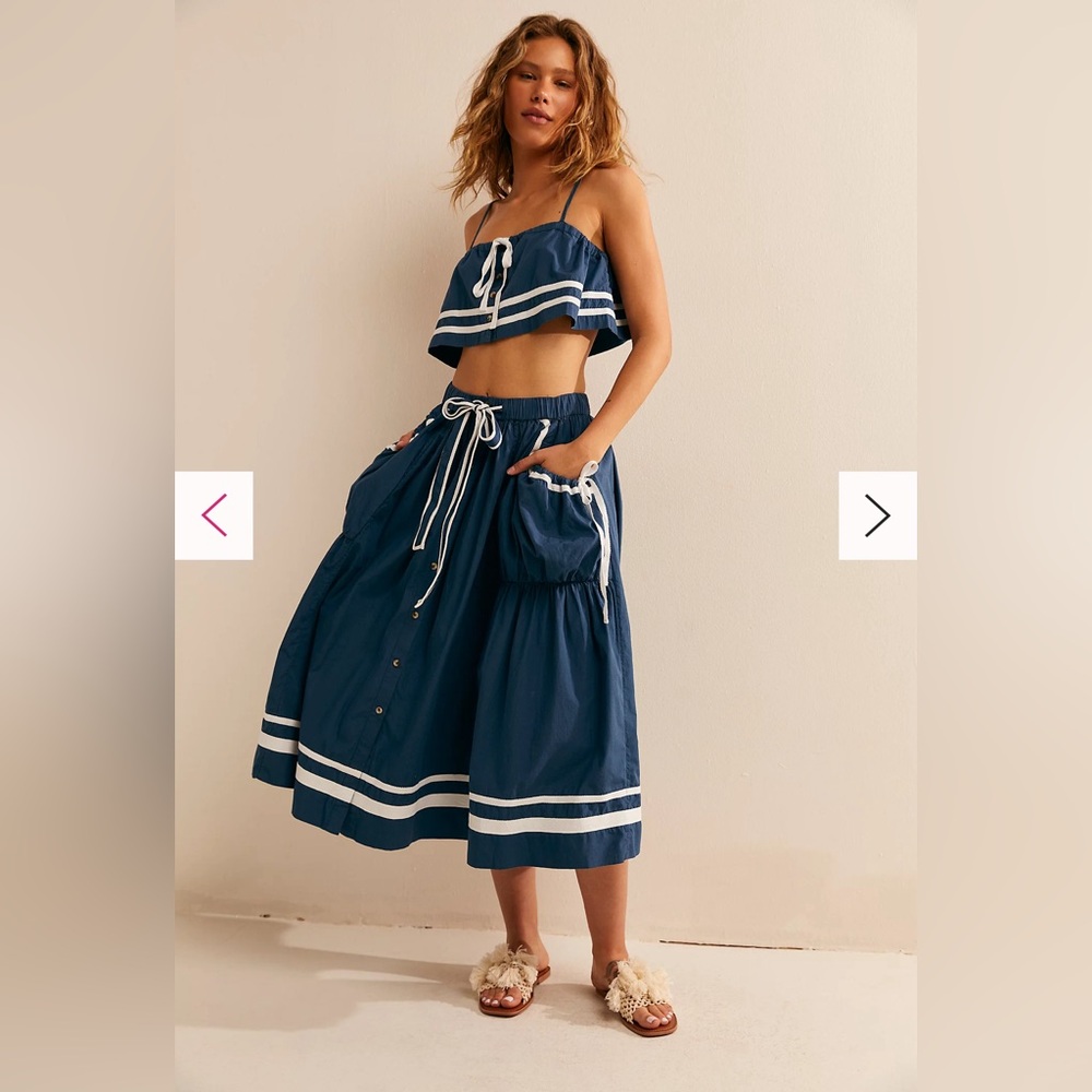 Fischer Skirt Set - Picture 3 of 3